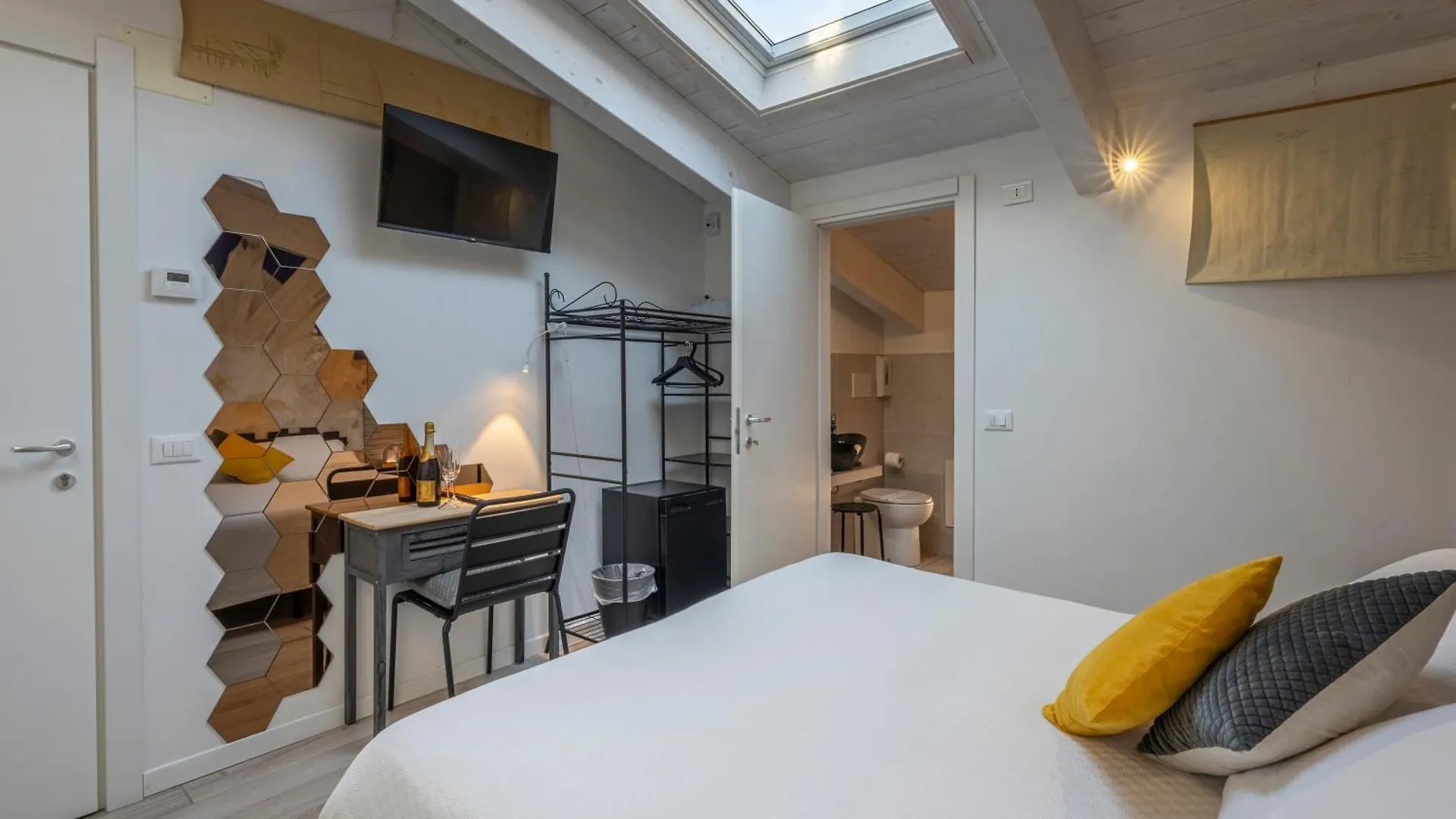 Acquamarina B&B Follonica Guest house
