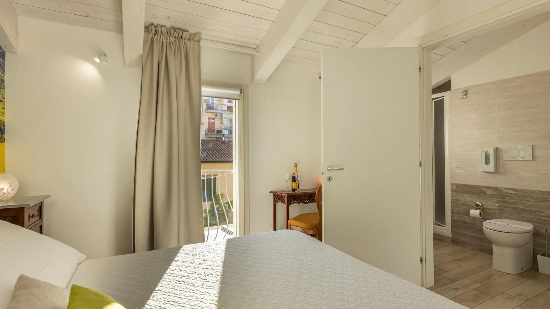 ** Guest house Acquamarina B&B Follonica Italy