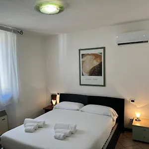  Affittacamere Casa Carlotta